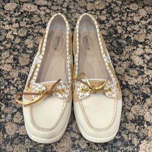 Gold tan Sperry top slider size 11